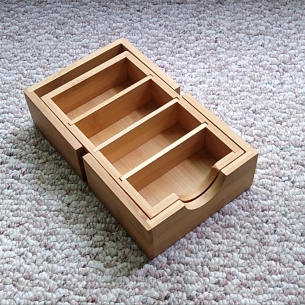 Business Card Organizer.